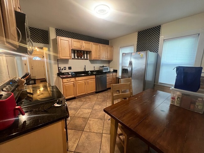 Photo - 85 Draper St Unit #1