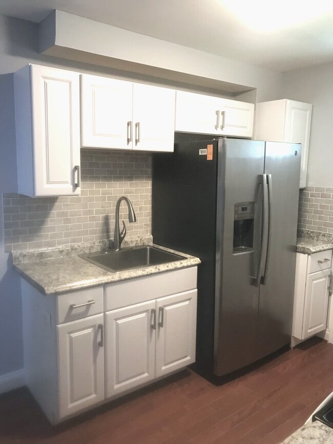 Photo - 928 Argonne Dr