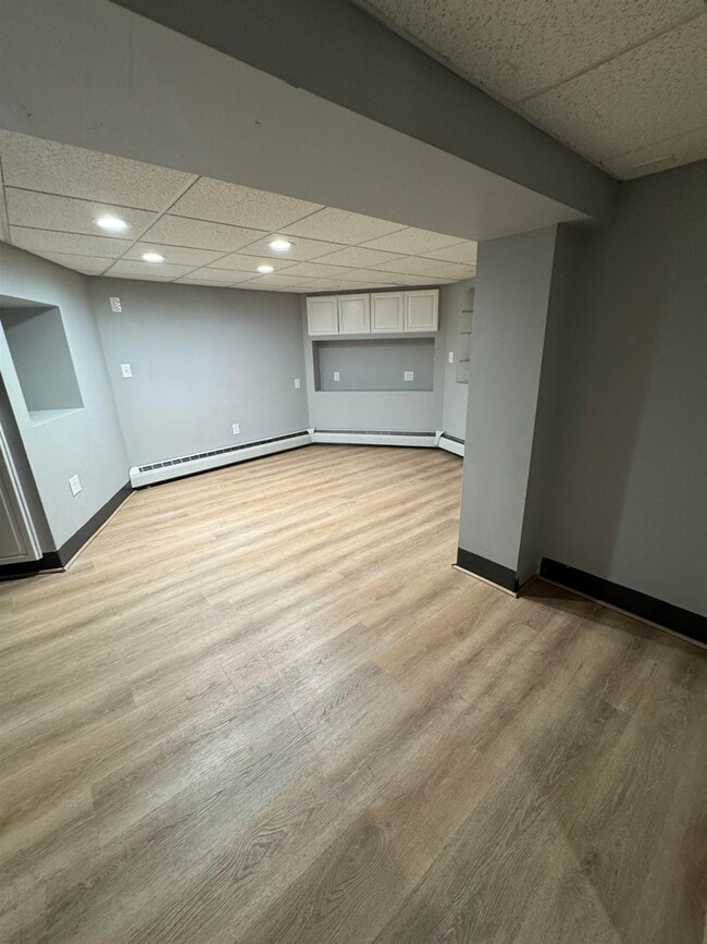 Building Photo - 1-3 Central Square Unit B-2