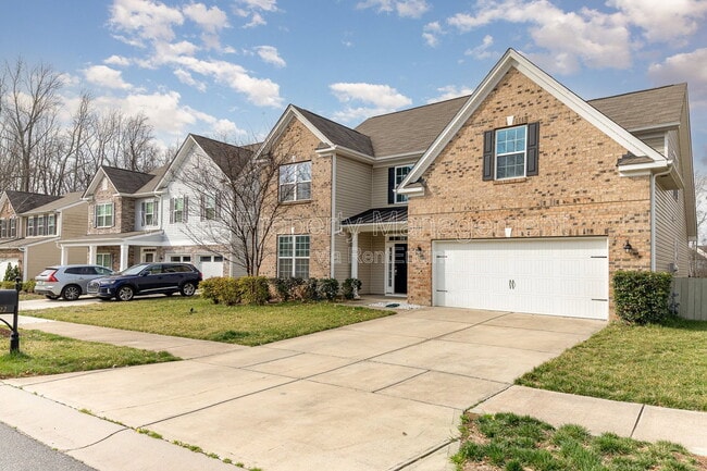 Photo - 7922 Kelburn Ln