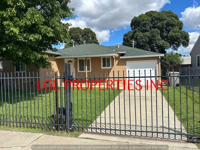 Photo - 6207 Booth Ln