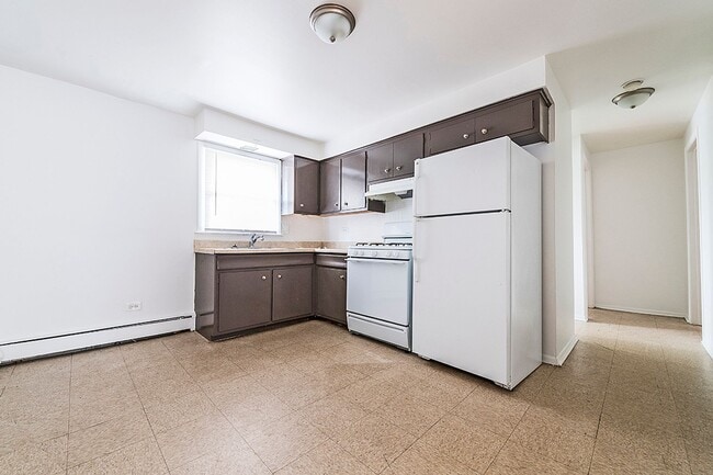 14101 S Atlantic