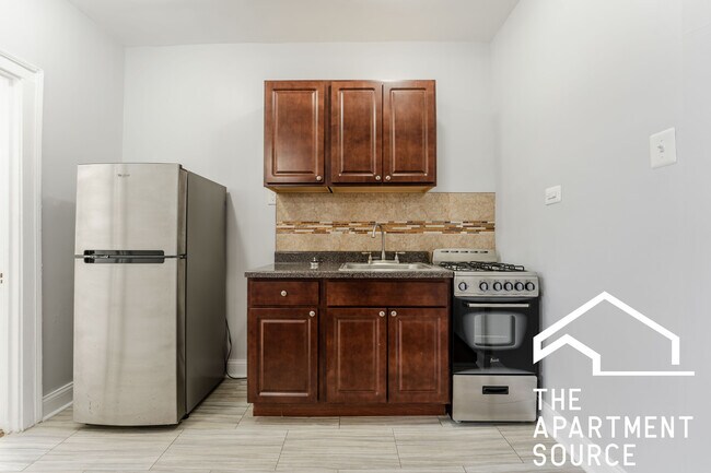 Photo - 6930 N Greenview Ave Unit 509