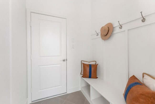 Photo - 26545 Pioneer Pointe Ct