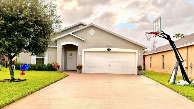 Photo - 1087 Osborne Ct