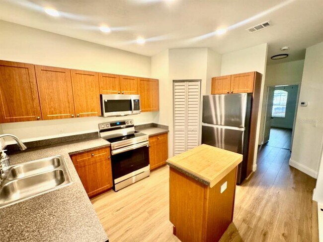 Photo - 2176 Portofino Pl