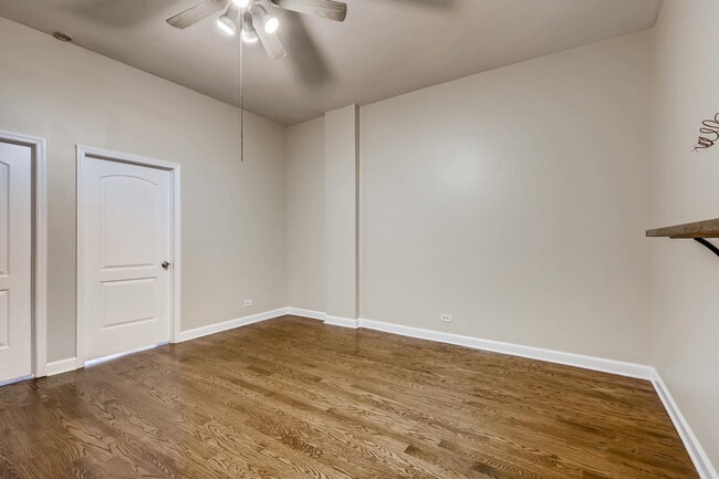 Photo - 7046 N Clark St Unit 2FLR