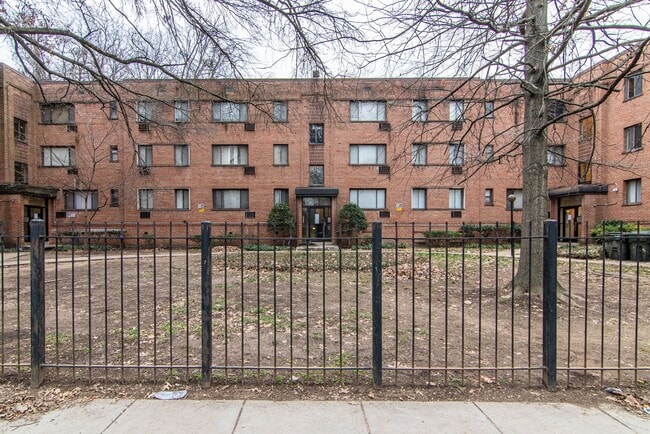 Photo - 4733 1st St SW Unit 301