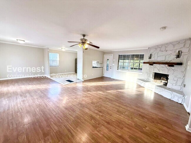 Photo - 5473 Pine Rd