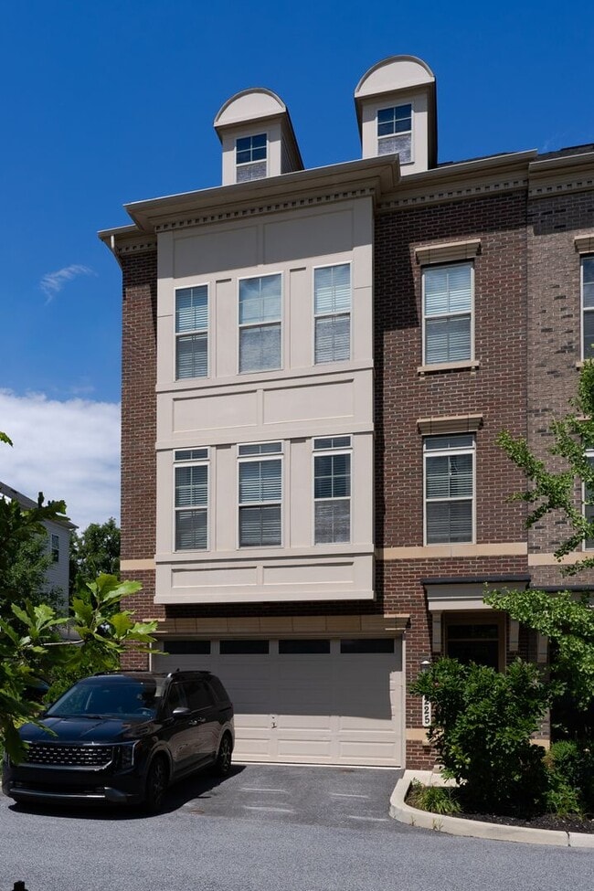 Photo - 10225 Hilltop Ascent Dr