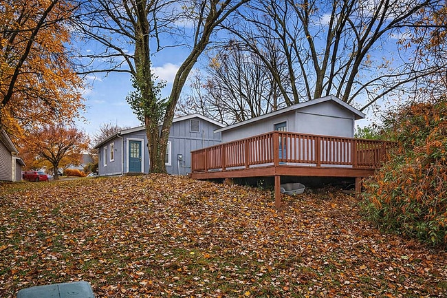 Photo - 2405 Buttonwood Ct