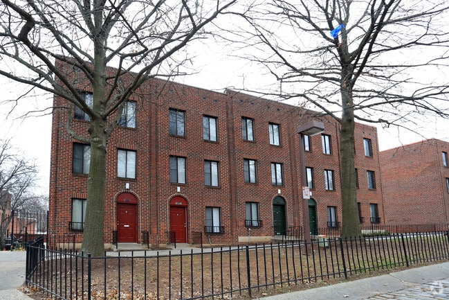 Upton Courts