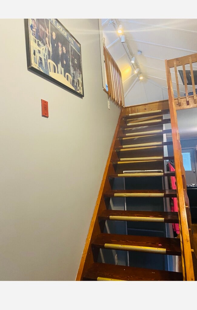 Photo - 61 De Pasquale Ave Unidad APT # 2