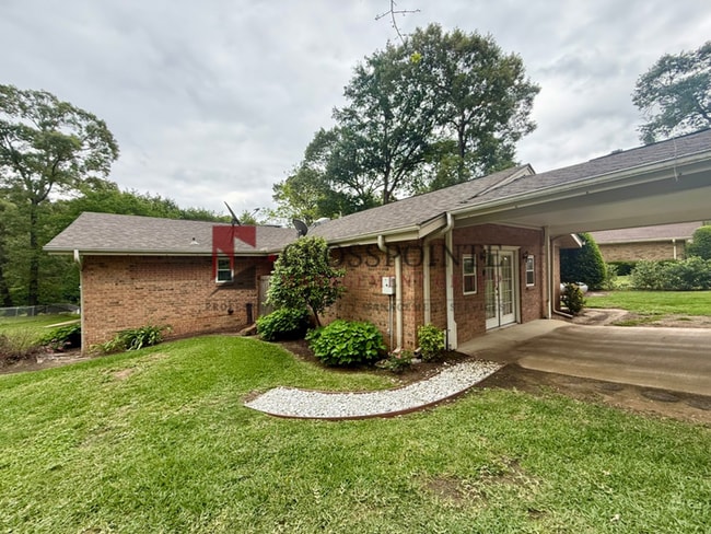 Photo - Waterfront 2 Bedroom, 2.5 Bathroom Home!