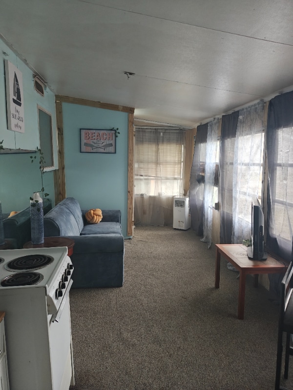 Photo - 157 Beach Manor Ct