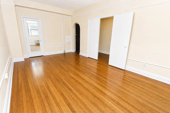 Oakland Apartments
