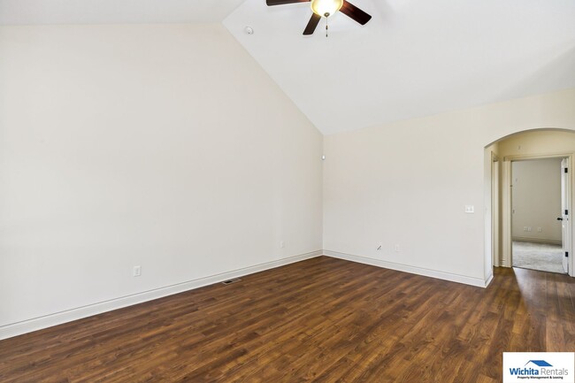 Photo - 1716-1718 Bedford Unit 1716 Bedford