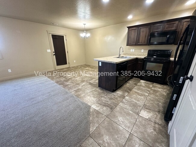 Photo - 1933 N 325 W