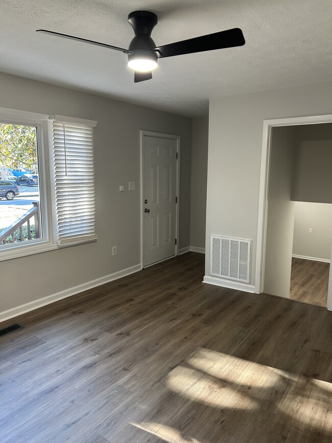 Photo - 702 62nd Ave N