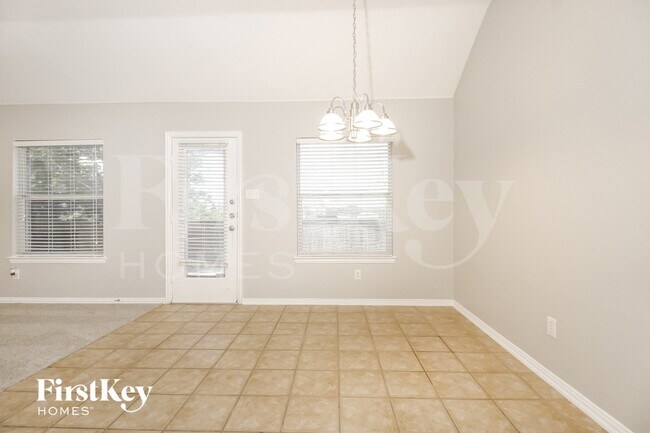 Photo - 8 Willowstone Ct