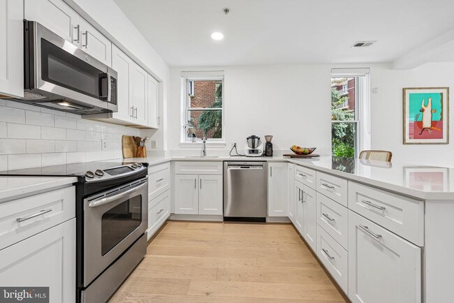 Photo - 2627 Adams Mill Rd NW Unit 108