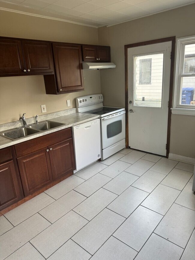 Photo - Great little home without the high price!