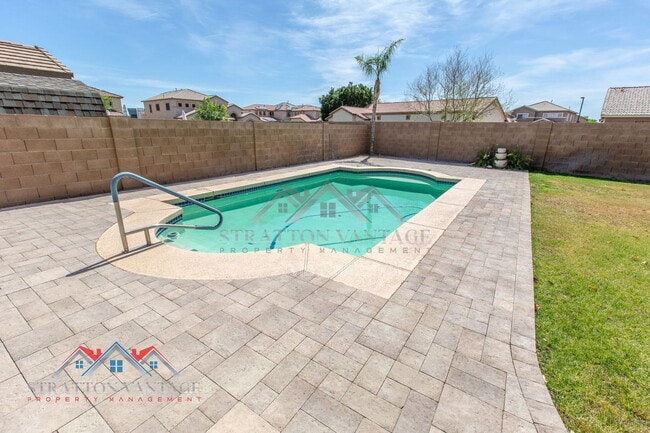 Building Photo - 14099 W Riviera Dr