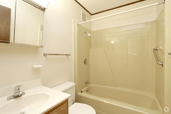 1 Bedroom - Bathroom