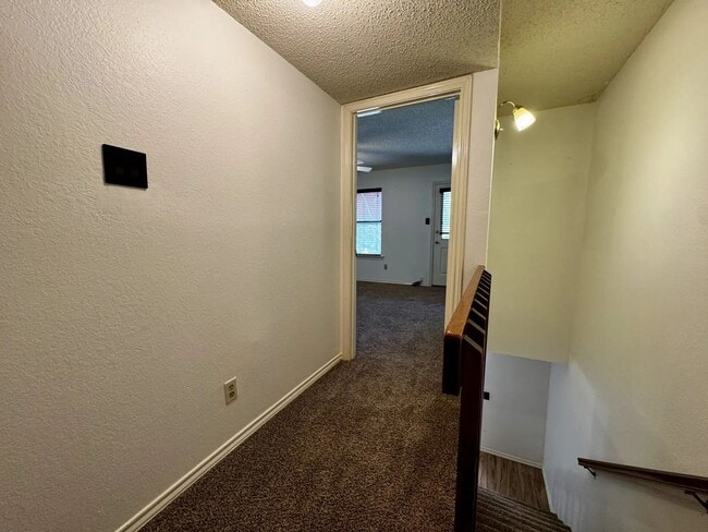 Photo - 2058 Owasso St