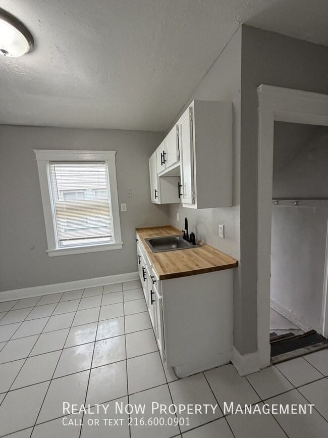 Photo - 3348 W 100th St Unit 1