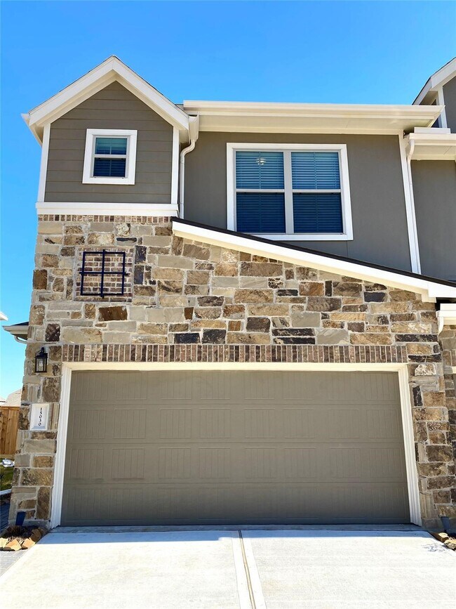 Photo - 15030 Flintstone Village Trl