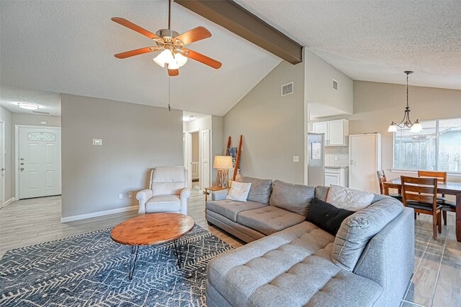 Photo - 22622 John Rolfe Ln