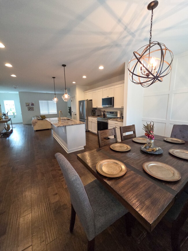 Photo - 3125 St Elmo Ave