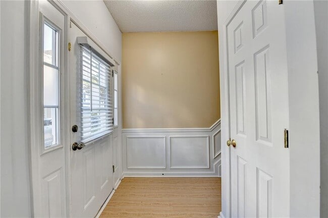 Photo - 229 Riverstone Commons Cir