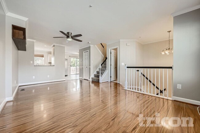 Photo - 38 Glyndon Gate Way