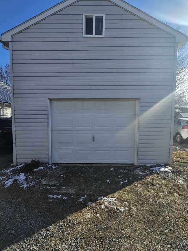 Photo - 134 N Cedar St