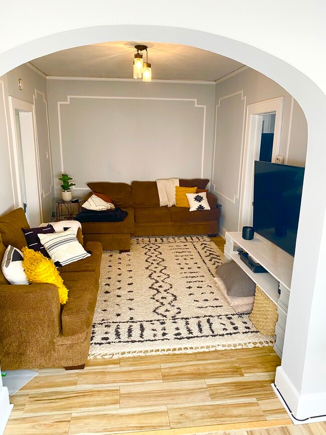 Photo - 615 Stuyvesant Ave Unit Apartment