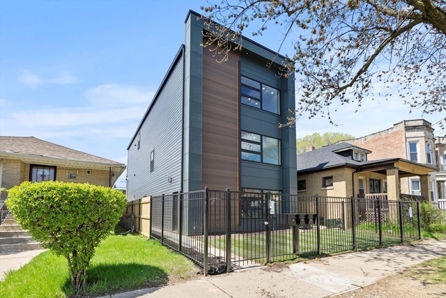 Building Photo - 6538 S Rhodes Ave Unit 2 Rental