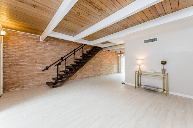 Photo - 3809 N Braeswood Blvd Unit 9