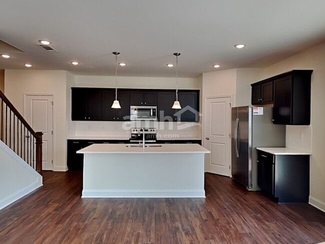 5253 Blue Mountain Dr