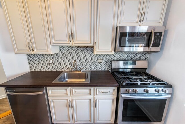Photo - 6114 Highland Pl Unit 1B