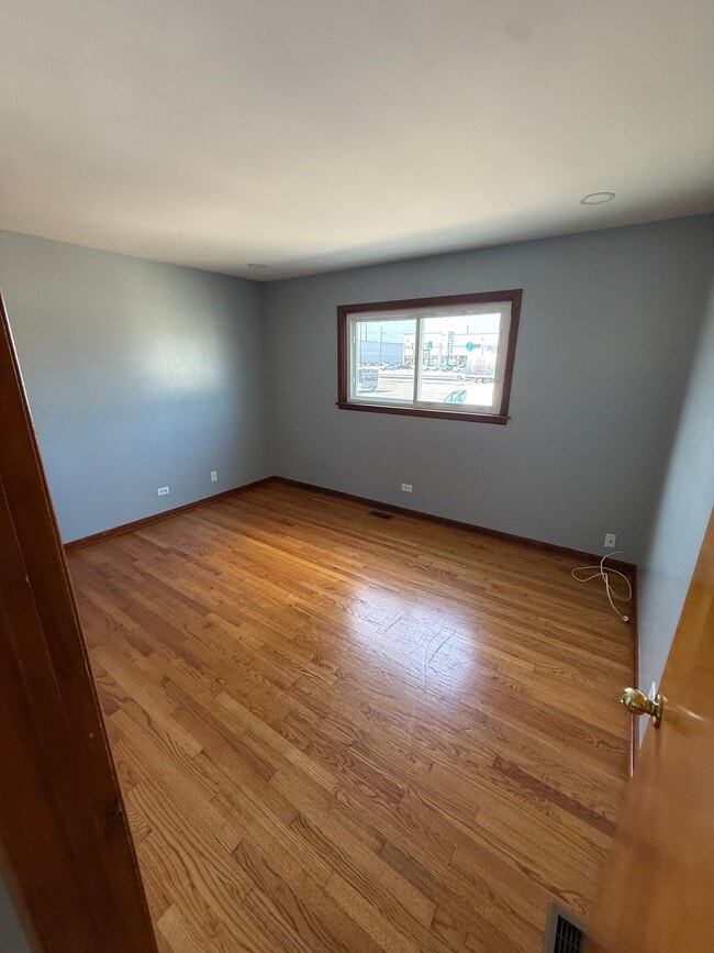 1834 N 22nd Ave Unit - 1