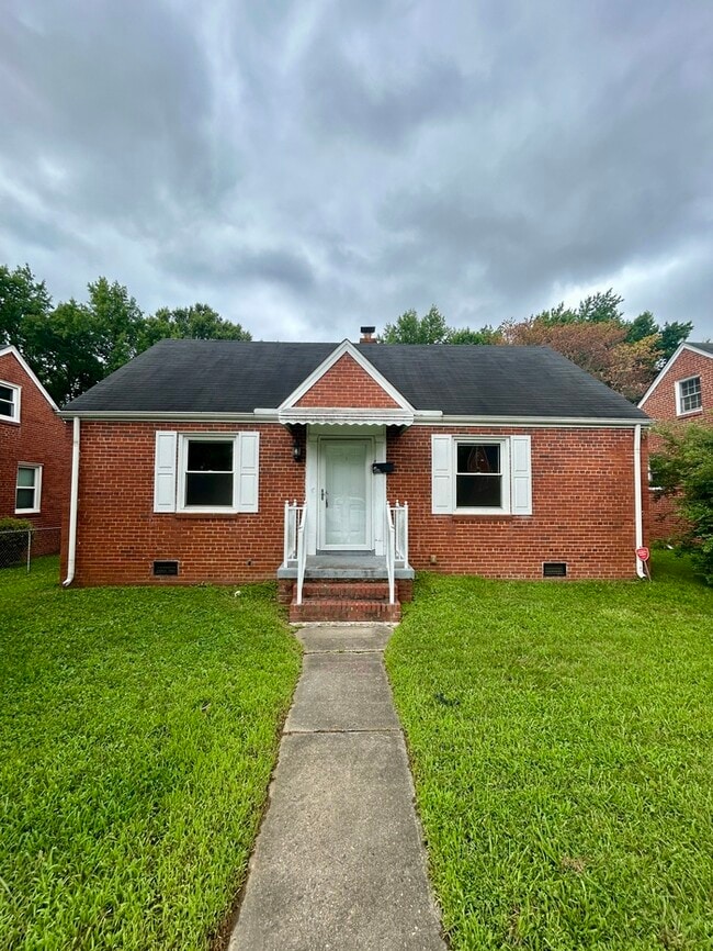 Building Photo - 1606 Gunn St Rental