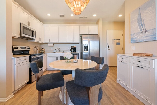 Photo - 4325 Ohio St Unit ID1472543P