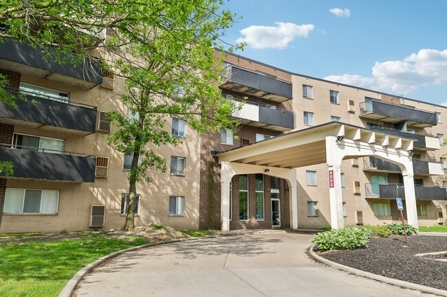 Columbus Park Apartments