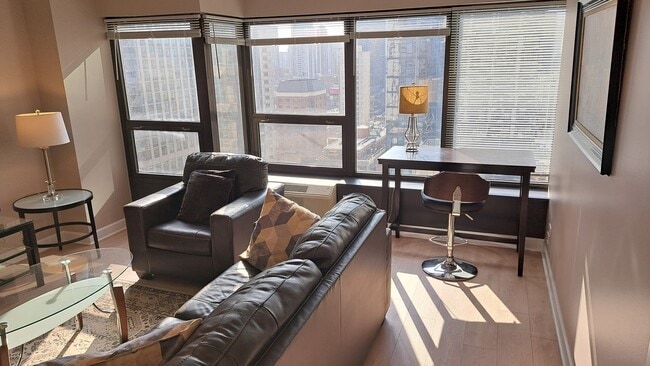 Photo - 30 E Huron St Unit 2205