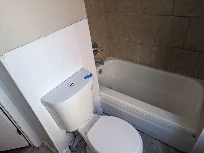 Photo - Great Price, Professionally Managed, Literal One Minute to Shopping and Dining!