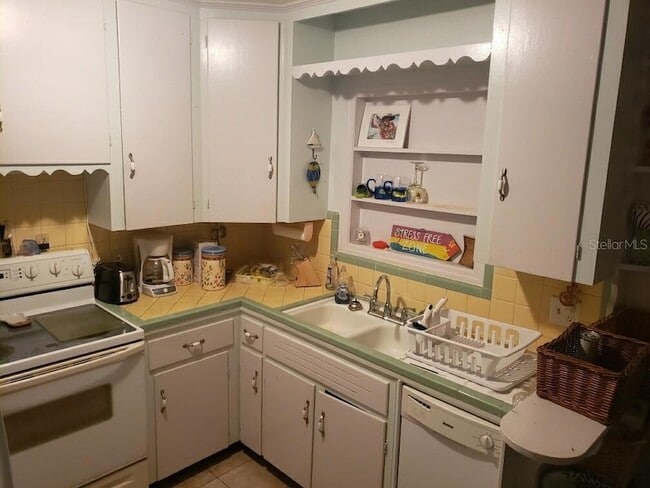 Photo - 2609 47th St S