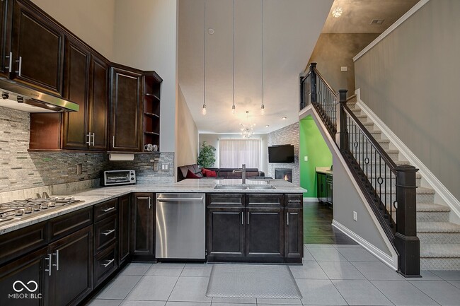 Photo - 9732 Highpoint Ridge Dr Unit 101