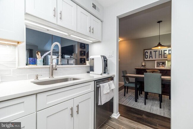 Photo - 42 Dogwood Ln